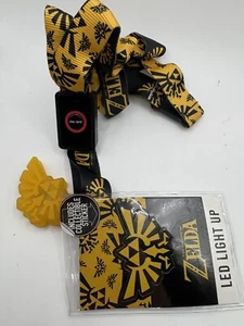 Nintendo The Legend Of Zelda Lanyard ID Badge Light Up LED Charm Triforce - Picture 1 of 4