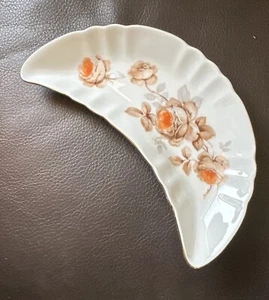 Vintage Old Nuremberg Bavaria Germany Bone Crescent Dish Gold Trim Floral - Picture 1 of 6