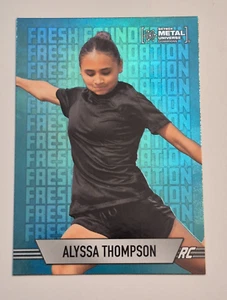 Alyssa Thompson 2024 SkyBox Metal Universe Champions #FF-6 Aqua Parallel - Bild 1 von 2