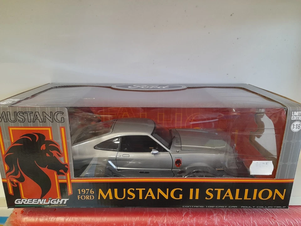 Greenlight 12890 Ford Mustang II Stallion 1976 1/18 - Immagine 1 di 2