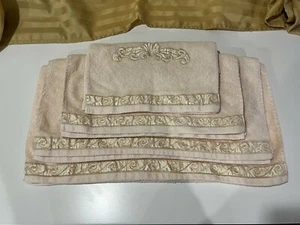 Set of 4 Royale Beige "Seashell" Design Cotton Face Hand Towels Wash Clothes - Picture 1 of 12