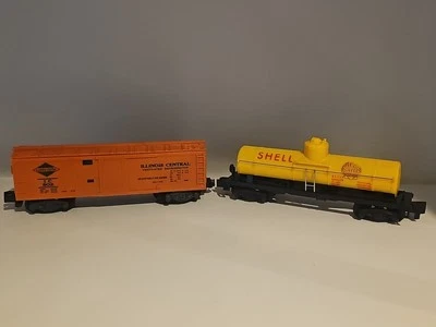 Lot of 2 S AMERICAN FLYER #802 ILLINOIS CENTRAL REEFER AND SHELL TANK - Image 1 of 4
