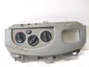Unidad de control de clima RENAULT TRAFIC II Furgon FL 8200004605 1.90 31046359 - Imagen 1 de 4