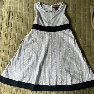 Vineyard Vines girls blue & white striped sleeveless dress 6 (unseen mark) - Picture 1 of 6