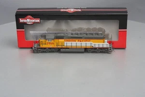 InterMountain 49322S HO Scale CSX SD40-2 Diesel Locomotive w/ Sound #2966 NIB - Picture 1 of 12