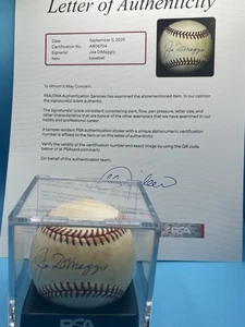Joe Dimaggio HOF Signed Autographed Rawling Baseball in Case PSA LOA Yankees - Picture 1 of 4