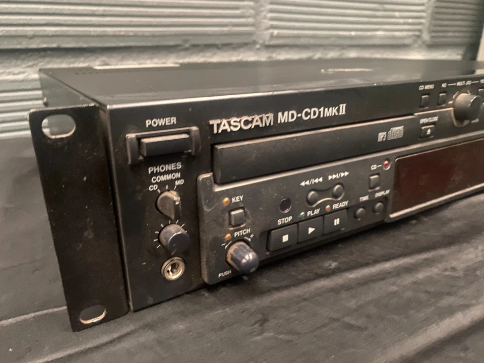 TASCAM MD CD1 MKII - Photo 1/4