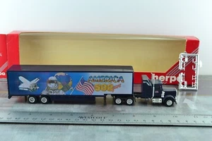 Herpa 140874 Kenworth Tractor Trailer 500 Years of America 1:87 HO - Picture 1 of 2