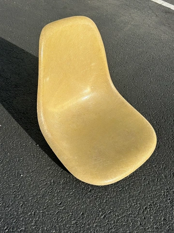 VTG  Herman Miller EAMES FIBERGLASS  ochre/yellow side shell Cover