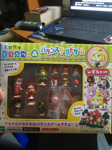 Nintendo Animal Crossing BALANCE WORLD GAME Shizue Isabelle Figure Set EPOCH Cover