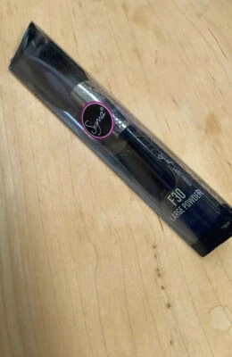 Sigma Beauty Brush F30 Large Powder Synthetic Makeup Brush MSRP $30.00 - Image 1 of 4