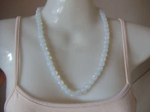 ACCESSOIRES & DAZ ENSEMBLE COLLIER ET BRACELET EN PIERRES BLANCHES TRANSLUCIDES - Picture 1 of 10