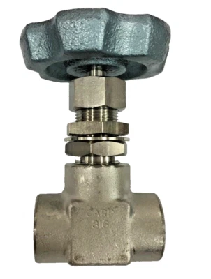 Fujikin International Inc. CARP SS 316 Needle Valve 1/4" NPTF  6000 psi 420 bar  - Image 1 of 4