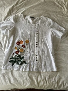 Blusa donna retrò bianca con bottoni ricamati davanti M | Cottagecore Boho - Foto 1 di 4