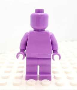 Lego MONOFIG PLAIN MEDIUM LAVENDER MONOCHROME MINIFIG NEW - Bild 1 von 3