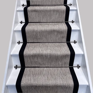 Fischgrät Capri Creme Treppenläufer mit 100% schwarzer Baumwollbordüre - Bild 1 von 6