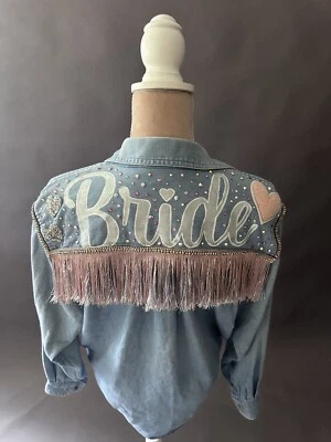 Невеста!  Джинсовая куртка на заказ с тиснением невеста размер средний на пуговицах блестящая свадебная - Изображение 1 из 4