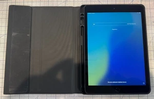 Apple iPad 8th Gen. - Gray - 128GB - as-is for salvage/parts/disassembly - Picture 1 of 8