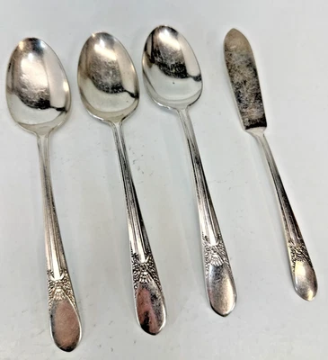 IS Beloved 4 Piezas Cucharas Wm Rogers Vintage Plateado Cucharas, Cuchillo Foto 1 de 4