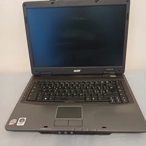 Computer Notebook Acer Travelmate 5730 Intel core 2 duo T5870 15,4" Windows XP - Foto 1 di 8