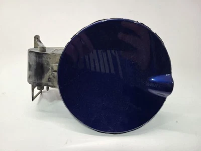 Chevrolet Sonic 2012-2020 puerta de llenado de combustible azul Foto 1 de 4