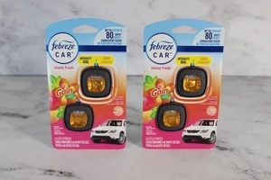 FEBREZE CAR VENT CLIPS ISLAND FRESH AVEC GAIN SCENT 2 PACKS TOTAL OF 4 CLIP ONS - Picture 1 of 2