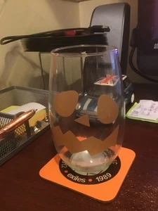 SCARY FACE GLASS TUMBLER  IDEAL BIRTHDAY CHRISTMAS   HALLOWEEN - Picture 1 of 1