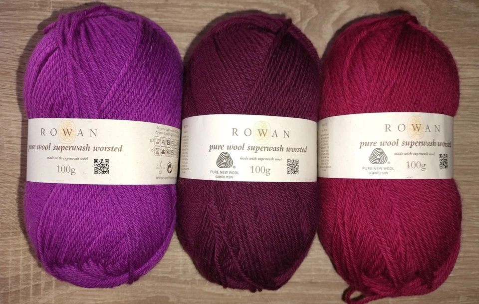 Rowan Pure Wool Worsted – 3x 100g – 124 RichRed/ 189 Windsor/ 119 Magenta  - Bild 1 von 3