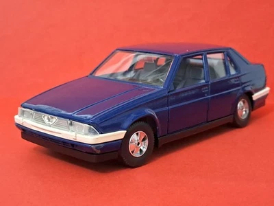 BURAGO - ALFA ROMEO 75 (1985) - 1:24 - Immagine 1 di 4