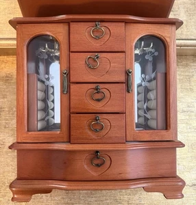 König Holz aufrechter Schmuckschrank, Schrank, Schatulle mit geätzten Glastüren 5 Schubladen - Bild 1 von 7