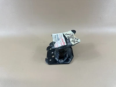 2013-2018 Toyota Rav4 Rear Reinforcement Right Bracket OEM 52015-0R020 - Image 1 of 4