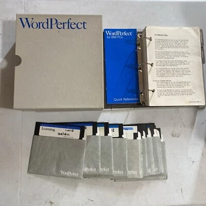 WordPerfect 1988 Installation Set - 5.25” Disks - Manual & Reference - Untested - Picture 1 of 12