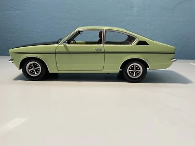  Opel kadet coupè sr 1976 minichamps 1/18 verde - Immagine 1 di 4