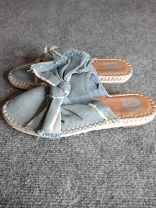 DV By Dolce Vita Women’s Desirae Espadrille Denim Bow Slip-on Mules Sz 8  - Picture 1 of 6