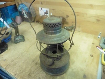 Vintage Handlan Lantern Kerosene Railroad Metro Marine Rare surface rust - Image 1 of 4
