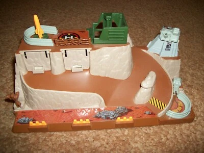 1990 MICRO MACHINES ELECTRONIC COMBAT CITY No. 7006 Galoob TESTED & WORKS!!!!! - Image 1 of 4