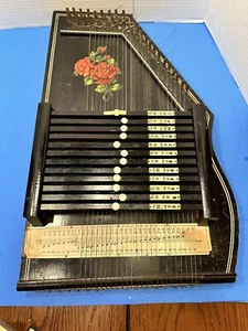RARE 1930 - 40'S 32 String GERMAN BLACK Rosen 12 Chord Autoharp Key of D - Picture 1 of 11