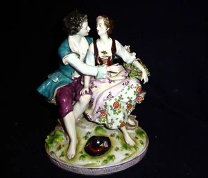 Aelteste Volkstedt Porzellanfigur Mann mit Dame sitzend , 29cm , 24340 - Bild 1 von 16