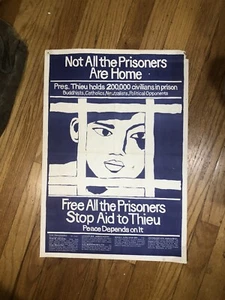 Vintage Poster Vietnamkrieg Protest Antikriegsgefangene Theiu buddhistischer Pow - Bild 1 von 12