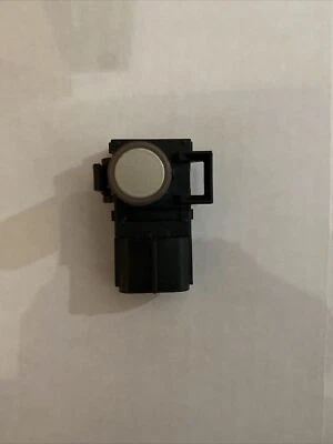 SENSOR ASISTENTE DE ESTACIONAMIENTO IZQUIERDO/DERECHO ORIGINAL LEXUS RX 450H RX350 89341-48010-C0 Foto 1 de 4