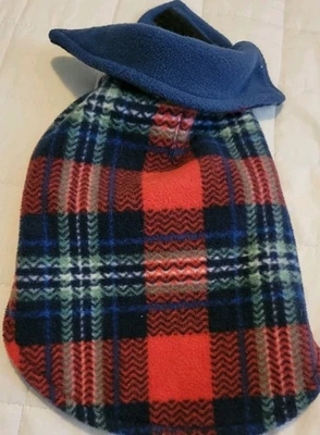 Abrigo polar extra pequeño a cuadros para perro marca PS+ cálido para vacaciones  Foto 1 de 4