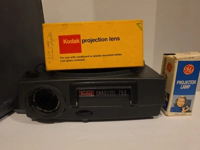 Kodak Carousel 750H Slide Projector, Stack Loader, Lamp, 140 Slide Tray + NEW  - Image 1 of 4