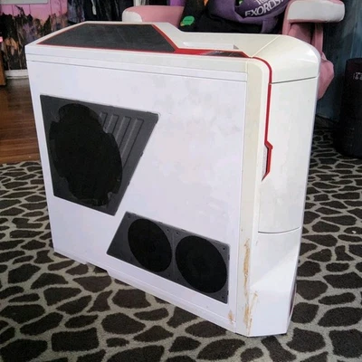 NZXT Phantom ATX Full Tower Case White PHAN-001WT GAMING PC CASE RETRO - Image 1 of 4