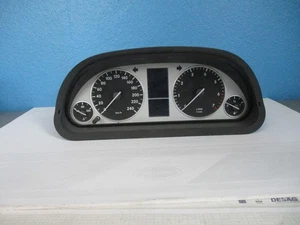 Mercedes-Benz B-Klasse W 245 Kombiinstrument Benziner A 169 440 04 11(T007) - Picture 1 of 5