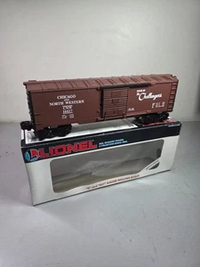 LIONEL 6-16617 Chicago & Northwestern Box Car W/ETD Light ++ BRAND NEW ++ OB ++  - Picture 1 of 5