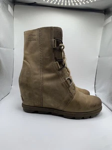 Sorel Women's 9.5 Joan Of Arctic Wedge II Chelsea Boots Beige Lace Up Nubuck - Picture 1 of 7