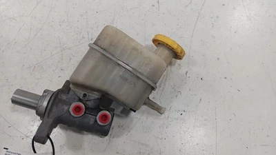 Cilindro maestro de freno para 15-17 200 Foto 1 de 4