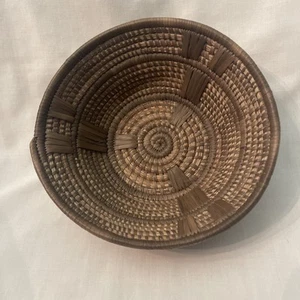 Small Handmade Woven Basket - Picture 1 of 5