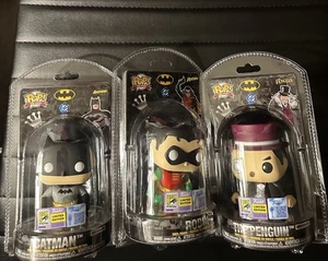 Funko Pop DC Heroes Batman Robin Penguin Clamshell Set SDCC 2025 LE 2010 Pcs - Picture 1 of 1