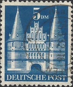 Germany Scott #661 Used VF 5m 1948-51 Helstein Gate Lubeck Stamp CV 21.00 - Picture 1 of 1